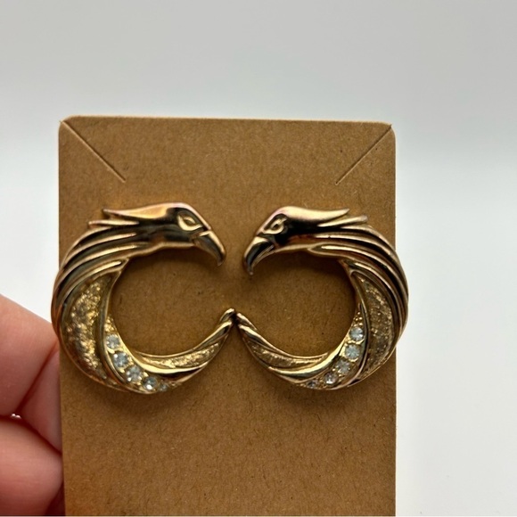 Large Statement Runway Gold Tone Hawk Head Stud Pierced Earrings Rhinestones - Picture 7 of 7